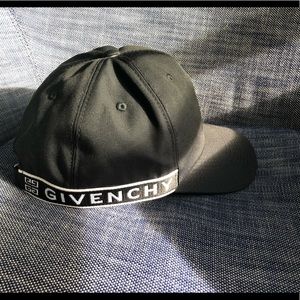 Givenchy Mens Baseball Cap w/ Side Givenchy and Logo Branding - 2019 Collection